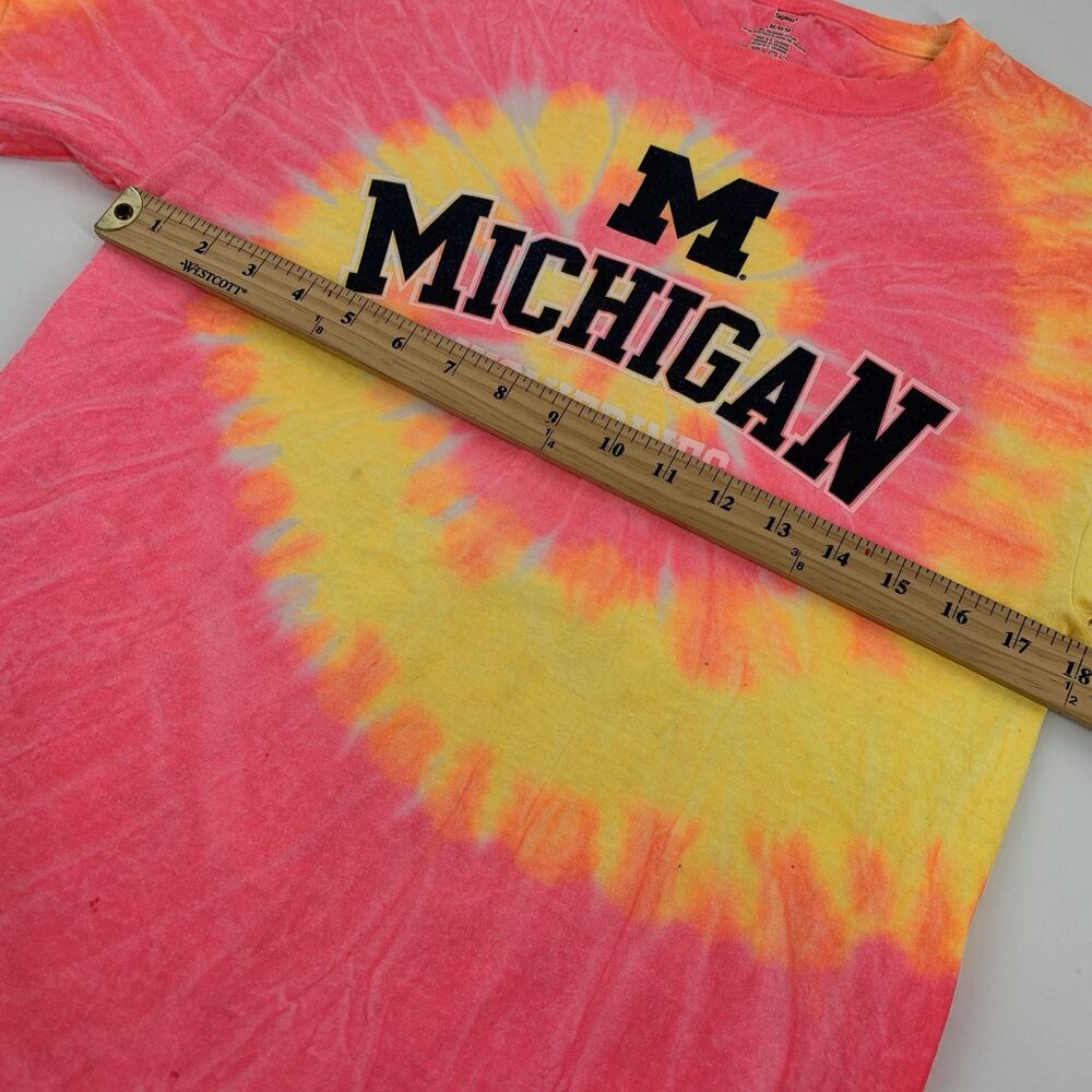 University of Michigan Tie Dye Short Sleeve T-Shirt Medium Womens Pink Yellow M - Picture 5 of 6